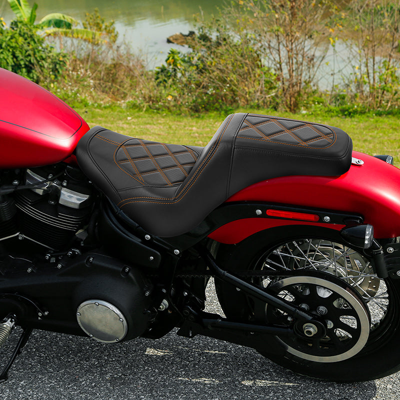 Gel Seat C.C. RIDER Softail Step Up Seat 2 Up Seat Diamond Stitching For Softail Street Bob FXBB Standard FXST Models 2018-2025